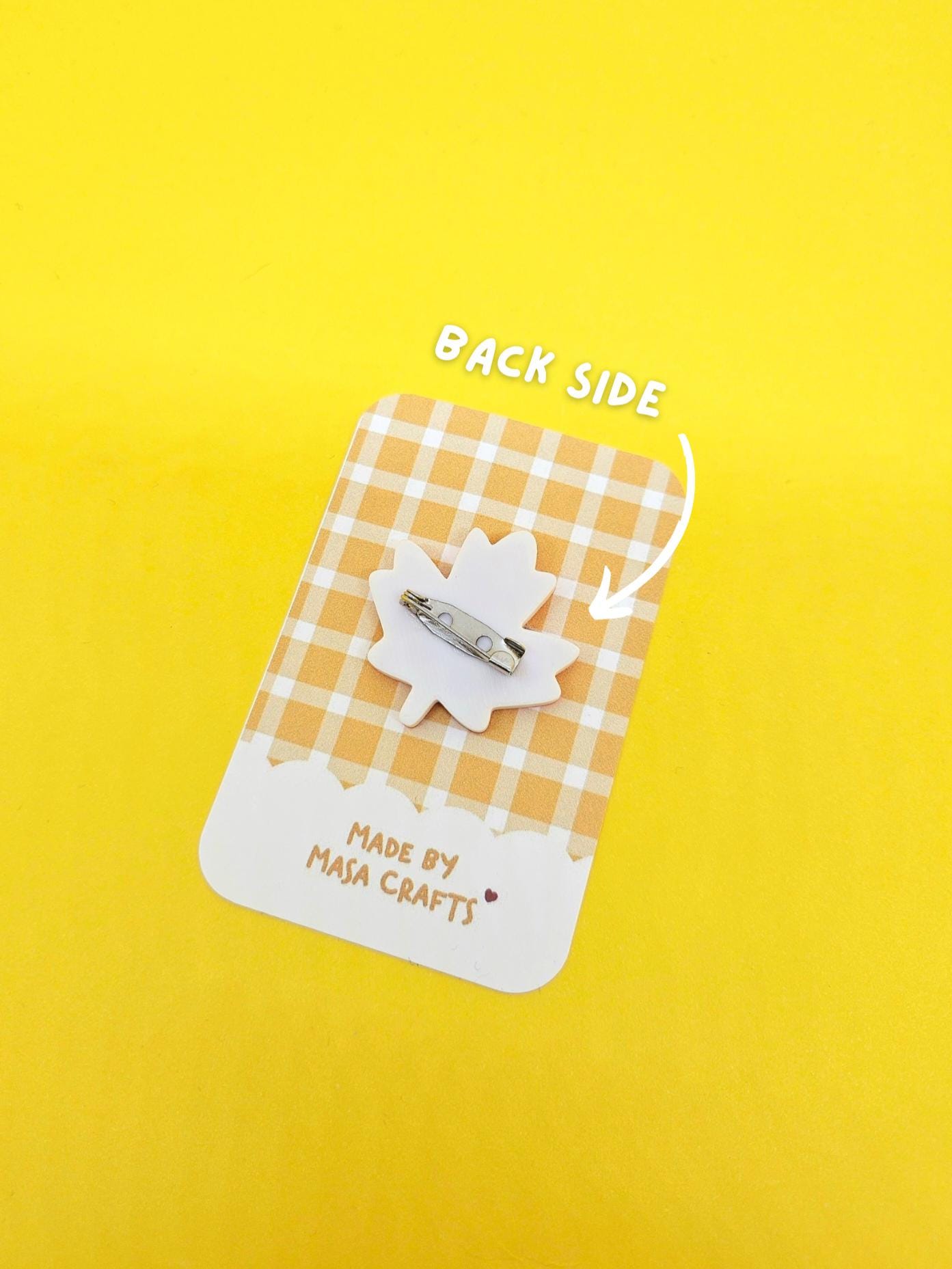 Maple Leaf Pin | Badge | Collectible - Masa Crafts Studio